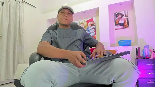 Ricky Owens1 online show from February 5, 7:51 pm