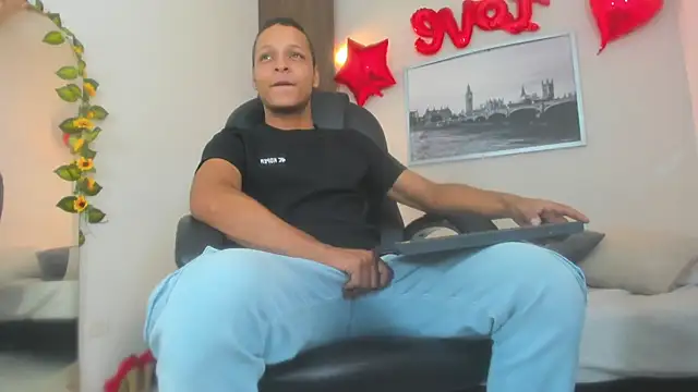 Ricky Owens1 online show from February 11, 8:03 pm