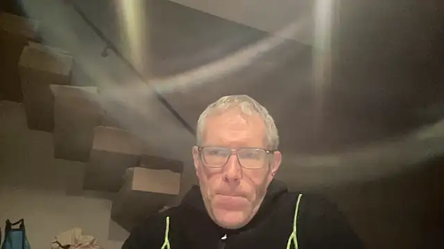 Snapshot of choupipat1 chatting on January 19, 6:28 am choupipat1 online show from January 19, 6:28 am