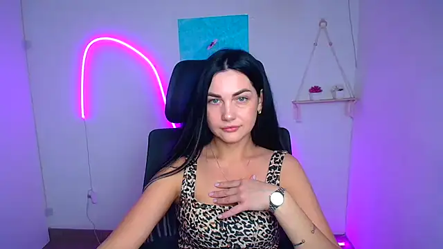 Lune Moon online show from March 12, 12:33 pm