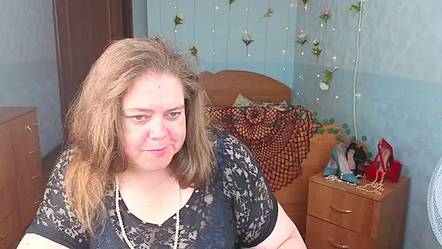 Snapshot of Audrey_Aura chatting on September 9, 5:07 am Audrey Aura online show from September 9, 5:07 am