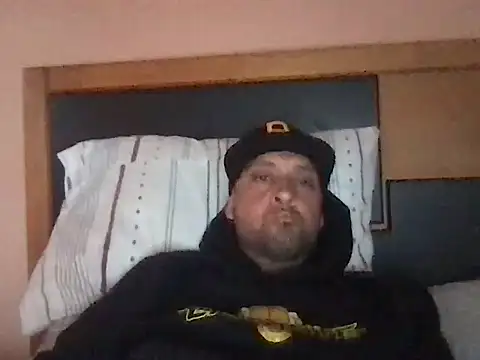 chilenito hot  online show from October 11, 10:58 am