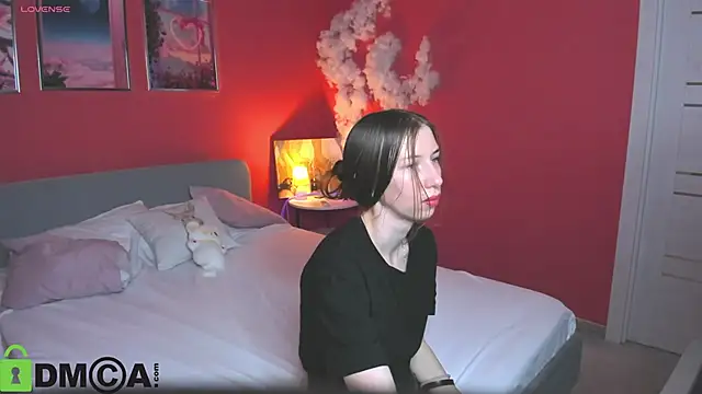 Lisbeth  Salander online show from September 22, 2:35 am