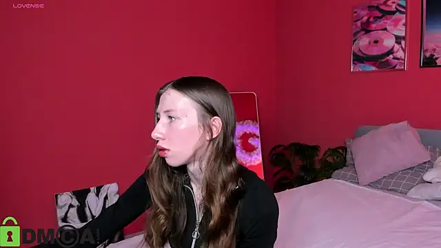 Lisbeth  Salander online show from October 5, 1:59 am