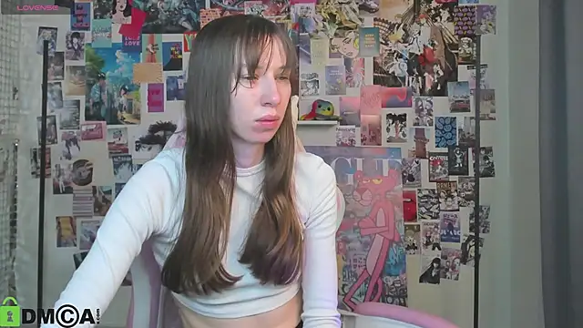 Lisbeth  Salander online show from November 18, 2:39 am