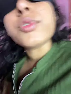 Snapshot of Priyajaanbaby chatting on January 11, 4:12 pm Priyajaanbaby online show from January 11, 4:12 pm