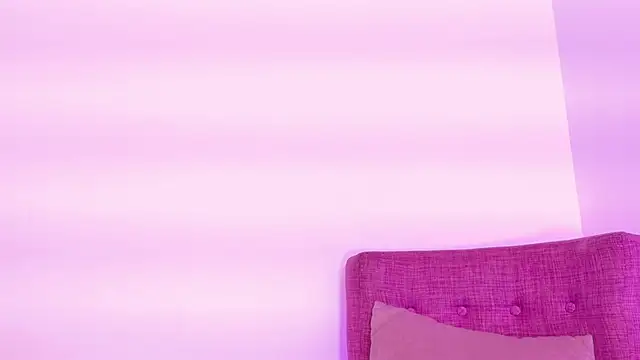 KITY HILL online show from December 19, 3:02 am