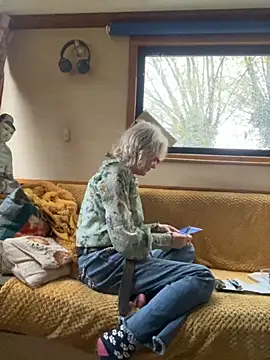 ladyboatlady online show from October 19, 3:23 pm