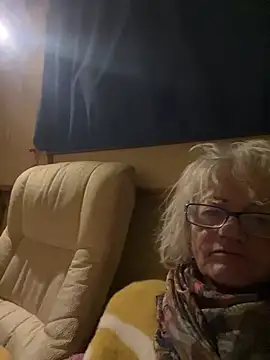 ladyboatlady online show from May 19, 10:27 pm