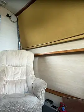 Snapshot of ladyboatlady chatting on June 25, 5:34 am ladyboatlady online show from June 25, 5:34 am