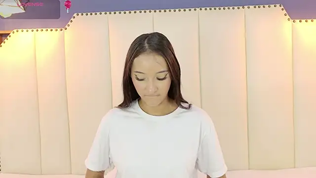 SamantaKane online show from December 18, 4:51 am