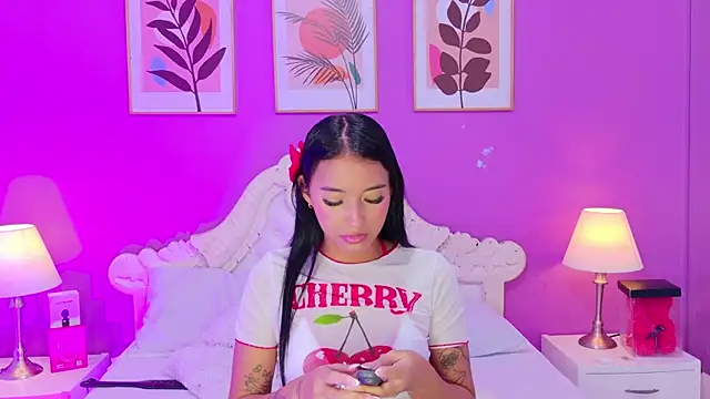 Snapshot of SamantaKane chatting on February 14, 4:09 am SamantaKane online show from February 14, 4:09 am