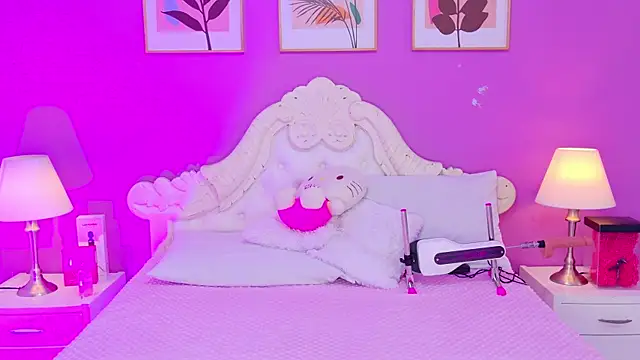 Snapshot of SamantaKane chatting on February 25, 4:11 am SamantaKane online show from February 25, 4:11 am