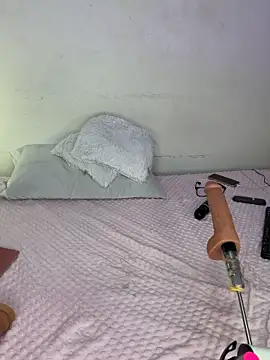 Snapshot of SamantaKane chatting on March 21, 8:19 am SamantaKane online show from March 21, 8:19 am