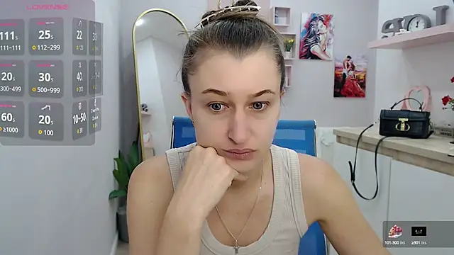 Snapshot of muriel_elvin chatting on September 12, 8:47 am muriel elvin online show from September 12, 8:47 am