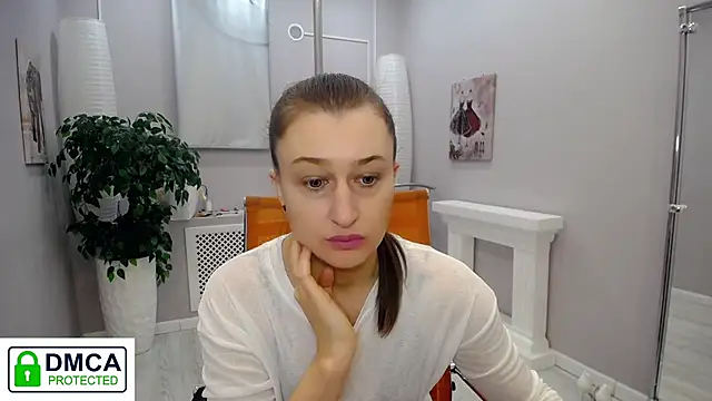 muriel elvin online show from February 13, 7:37 am