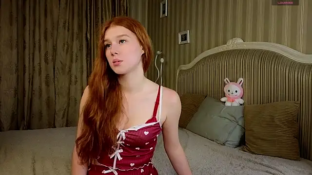 Juuulia  online show from September 27, 2:44 pm