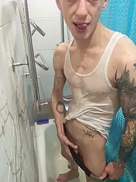 Snapshot of InkedJames chatting on November 5, 7:30 am InkedJames online show from November 5, 7:30 am