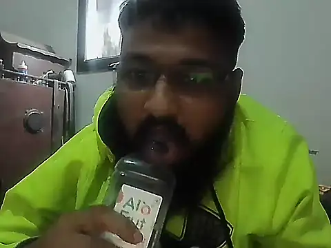 Snapshot of Dollseye chatting on November 25, 6:30 pm Dollseye online show from November 25, 6:30 pm