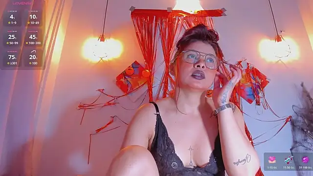 Karlaliones69 online show from October 22, 11:32 am