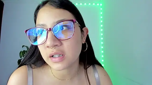 rouse red online show from September 23, 7:39 pm