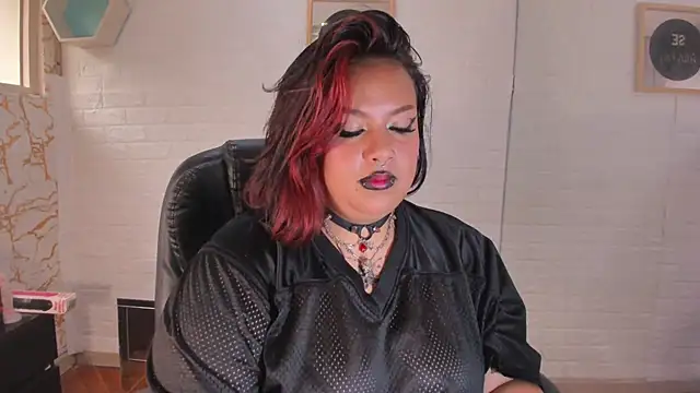 Snapshot of Arthemisa_tay69 chatting on December 14, 3:17 pm Arthemisa tay69 online show from December 14, 3:17 pm