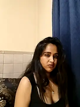 cute indianxo online show from May 5, 10:29 pm