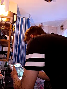 a7ex online show from January 14, 3:32 am