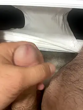 Snapshot of Heros2000 chatting on September 30, 10:48 pm Heros2000 online show from September 30, 10:48 pm