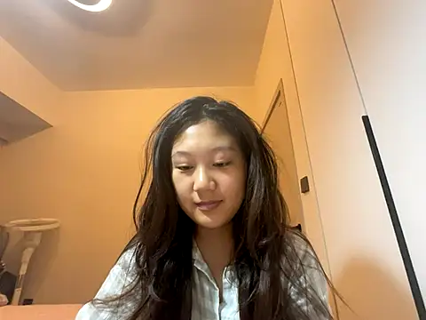 xena0501 online show from October 16, 4:19 pm