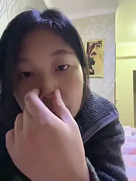 xena0501 online show from December 19, 4:25 pm