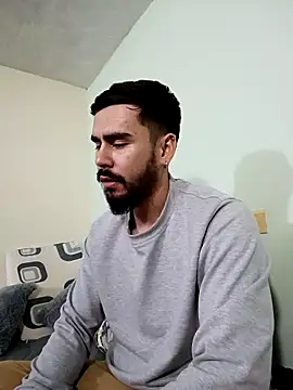 Snapshot of Maximiliano444 chatting on September 30, 2:49 am Maximiliano444 online show from September 30, 2:49 am