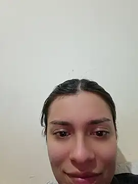 Snapshot of AmaiaSalvatore chatting on May 2, 11:43 pm AmaiaSalvatore online show from May 2, 11:43 pm