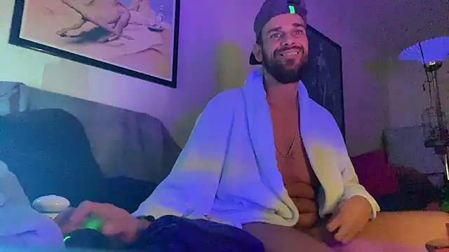 Snapshot of DjDiCKmannOnE chatting on March 30, 10:38 am DjDiCKmannOnE online show from March 30, 10:38 am