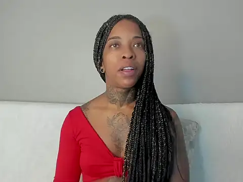 Snapshot of Pauline_Fox chatting on September 25, 2:37 am Pauline Fox online show from September 25, 2:37 am