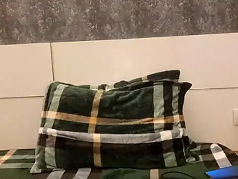 Snapshot of mlove902 chatting on January 15, 7:06 pm mlove902 online show from January 15, 7:06 pm