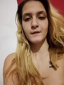 Themaskedgirl21 online show from December 14, 3:39 pm