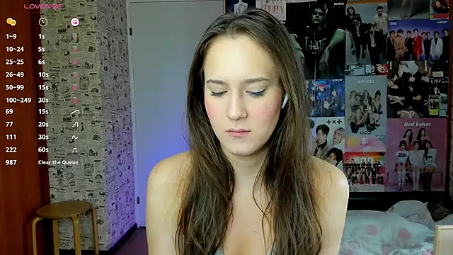 LucyRose3 online show from September 26, 5:50 pm