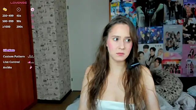 LucyRose3 online show from October 9, 4:32 am