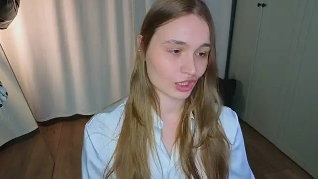 lisa schiele online show from May 19, 8:26 pm