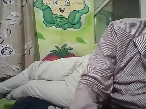 Snapshot of aarav_013 chatting on April 15, 1:51 pm aarav 013 online show from April 15, 1:51 pm
