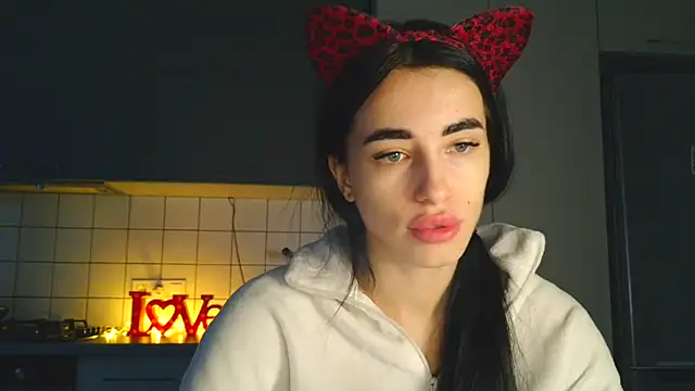 EvaMelnik online show from October 7, 2:58 pm