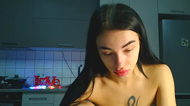 EvaMelnik online show from October 29, 3:25 pm