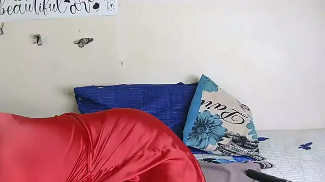 Young Slut21 online show from January 13, 5:29 pm