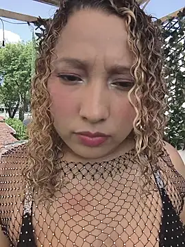 Eve  Queen online show from October 26, 2:45 pm