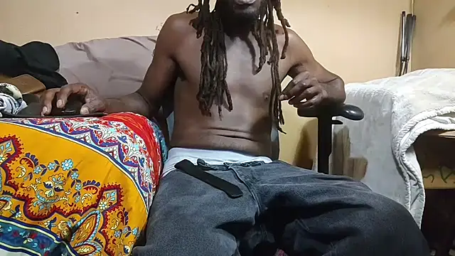 EYEzIAM online show from October 12, 12:48 pm