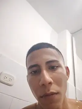 Snapshot of Davig4 chatting on September 11, 11:49 pm Davig4 online show from September 11, 11:49 pm