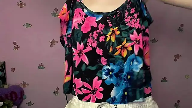 FeelMe   online show from December 5, 8:45 am