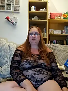 Luscious-LucyXX online show from May 6, 8:14 pm