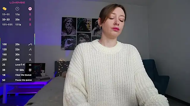 Snapshot of evashiny_ chatting on February 8, 3:43 am evashiny online show from February 8, 3:43 am